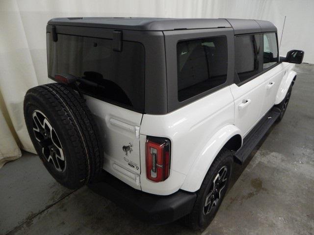 new 2025 Ford Bronco car, priced at $49,956
