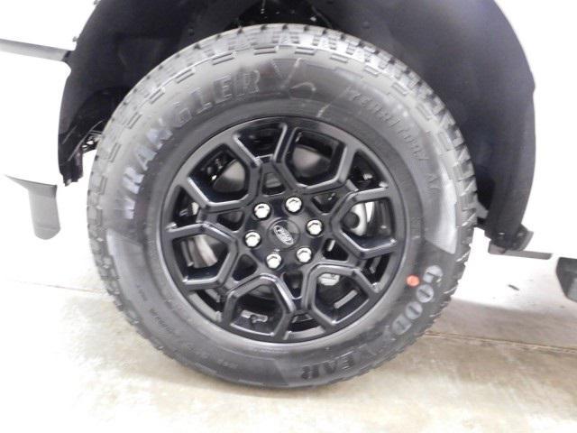 new 2025 Ford F-150 car, priced at $54,372