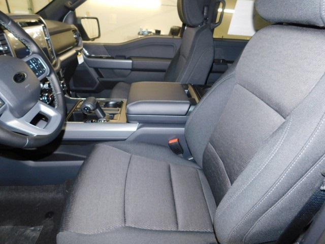 new 2025 Ford F-150 car, priced at $54,372