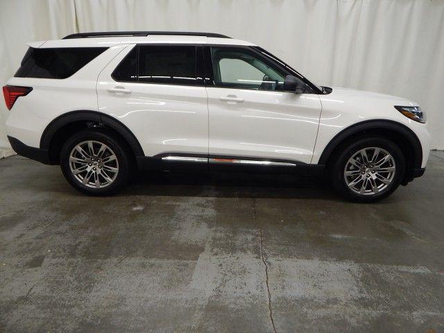 new 2025 Ford Explorer car, priced at $47,963