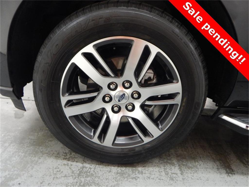 used 2022 Ford Expedition car, priced at $38,818