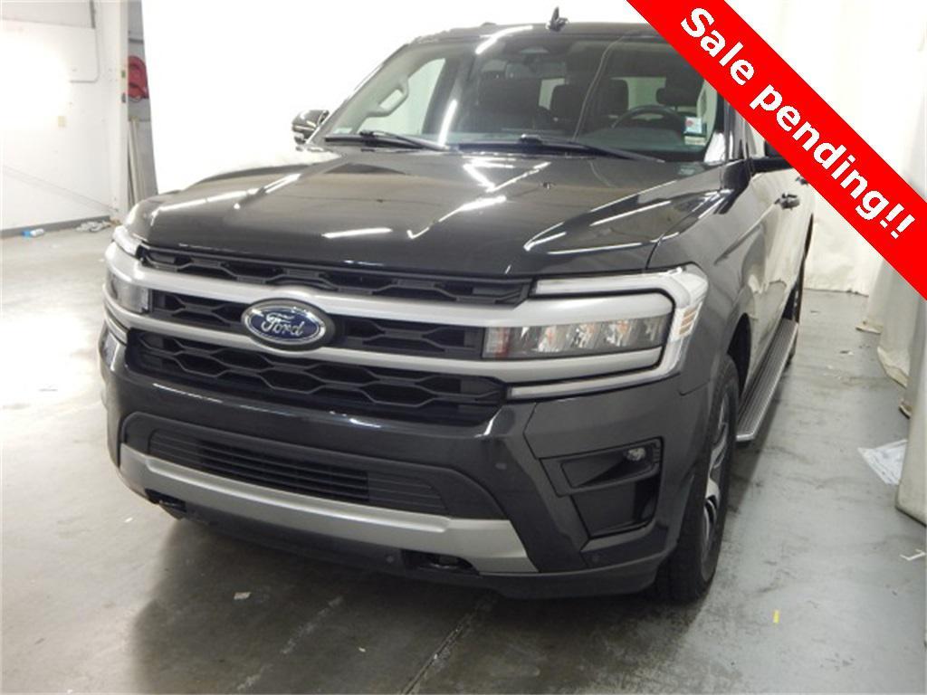 used 2022 Ford Expedition car, priced at $38,818