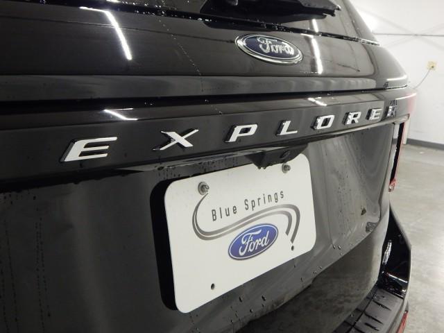 new 2025 Ford Explorer car, priced at $39,363