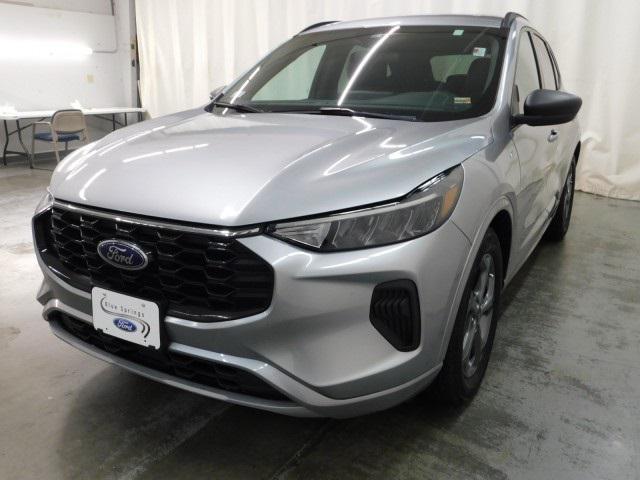 used 2023 Ford Escape car, priced at $19,387