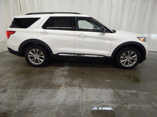 new 2024 Ford Explorer car, priced at $50,928