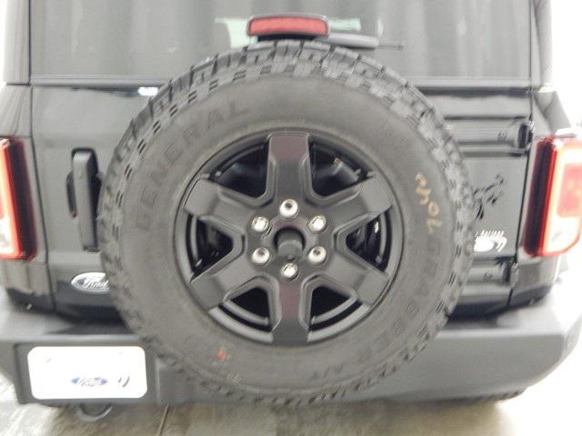 new 2025 Ford Bronco car, priced at $45,914