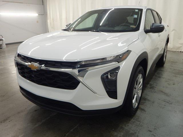 used 2025 Chevrolet Trax car, priced at $20,497