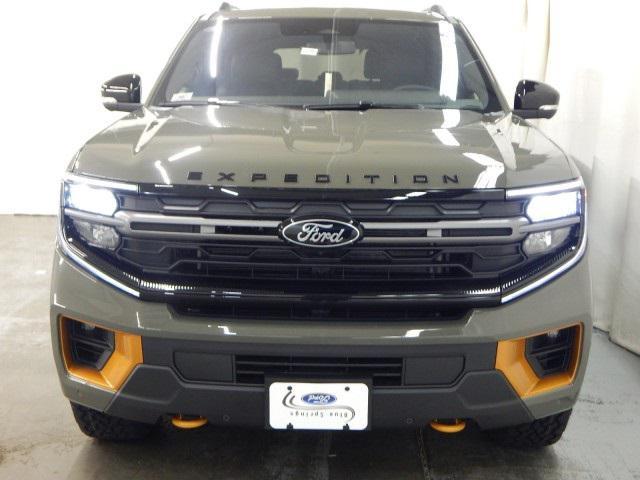 new 2025 Ford Expedition car, priced at $84,785