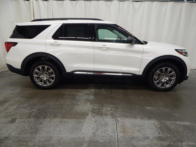 new 2025 Ford Explorer car, priced at $46,473