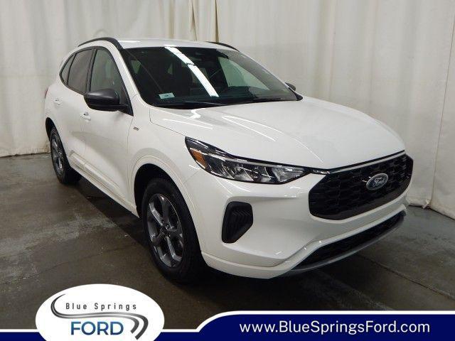 used 2024 Ford Escape car, priced at $25,497