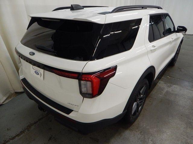 new 2025 Ford Explorer car, priced at $52,177