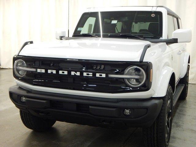 new 2024 Ford Bronco car, priced at $49,542