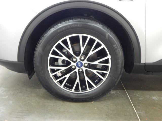 used 2022 Ford Escape car, priced at $22,994