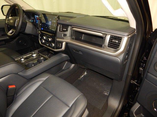 new 2024 Ford Expedition car, priced at $62,083