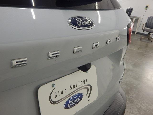 new 2025 Ford Escape car, priced at $28,708