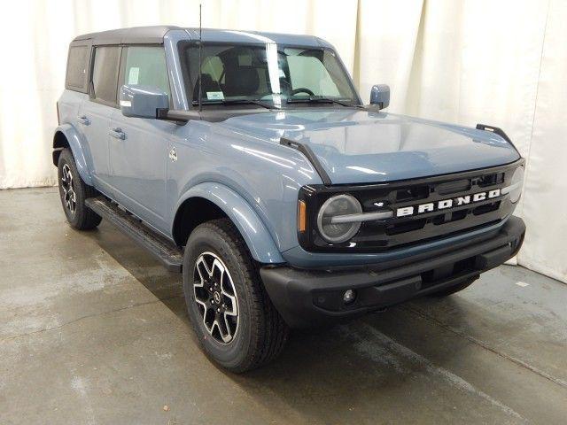 new 2024 Ford Bronco car, priced at $53,232