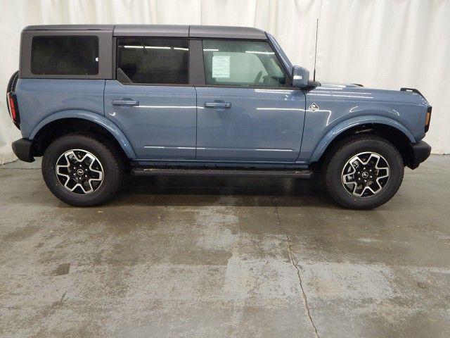 new 2024 Ford Bronco car, priced at $53,232