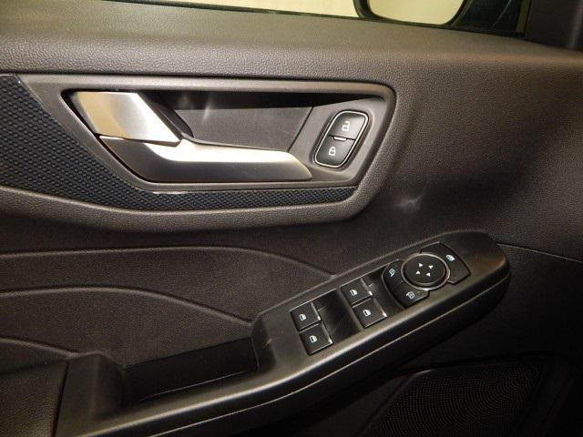 new 2025 Ford Escape car, priced at $31,952