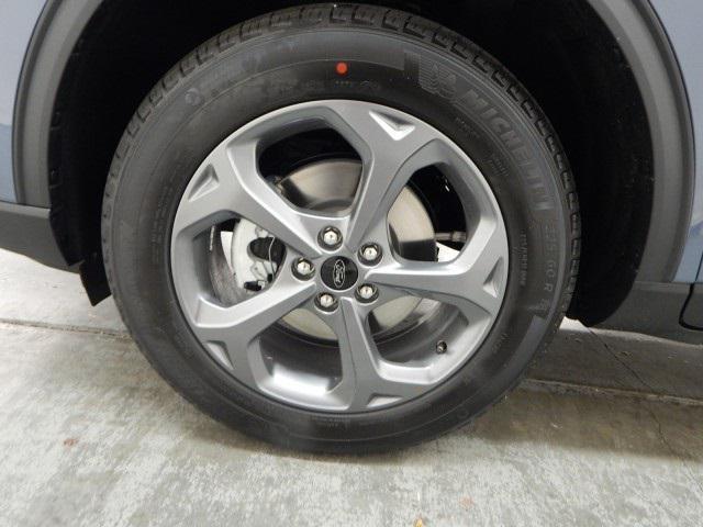 new 2025 Ford Escape car, priced at $31,952