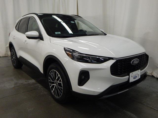 new 2025 Ford Escape car, priced at $40,982
