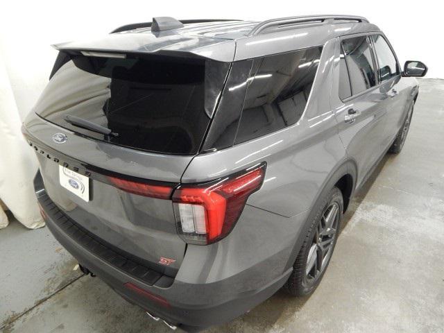 new 2025 Ford Explorer car, priced at $56,686