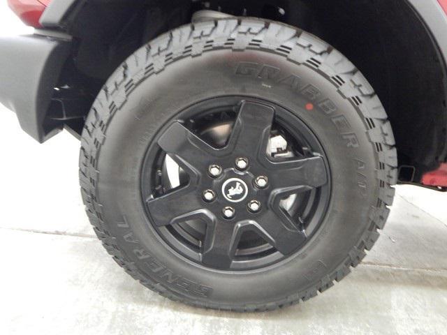 new 2025 Ford Bronco car, priced at $45,914