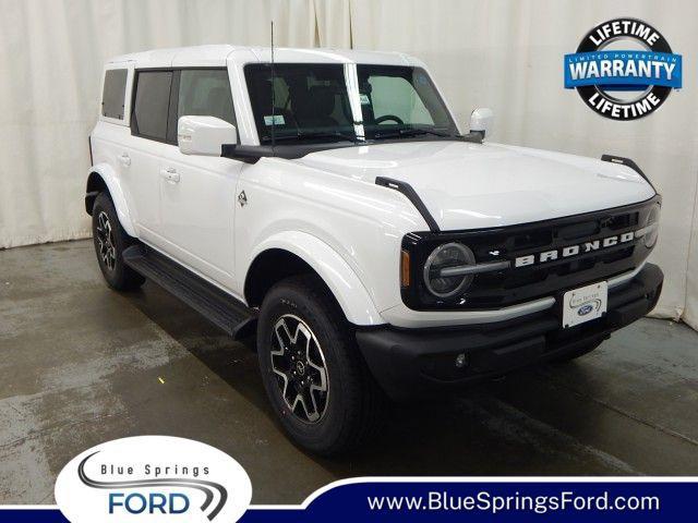 new 2025 Ford Bronco car, priced at $52,694