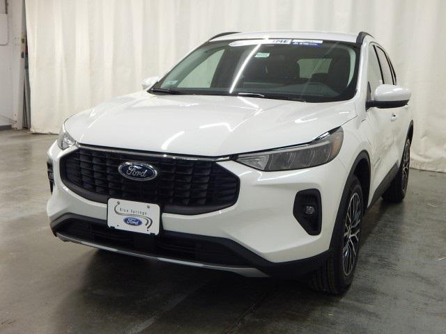 new 2025 Ford Escape car, priced at $38,039