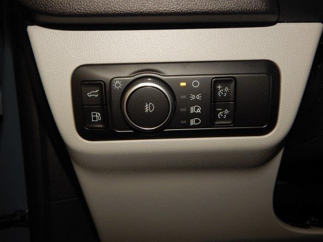 new 2026 Ford Escape PHEV car, priced at $40,515