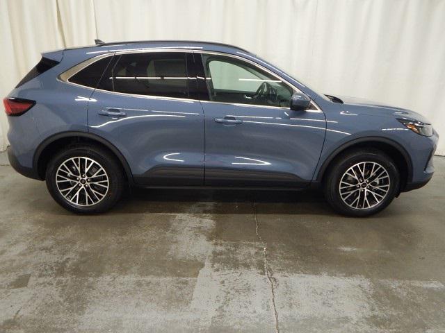 new 2026 Ford Escape PHEV car, priced at $40,515