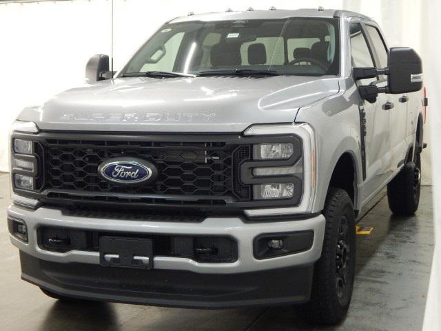 new 2024 Ford F-350 car, priced at $59,575