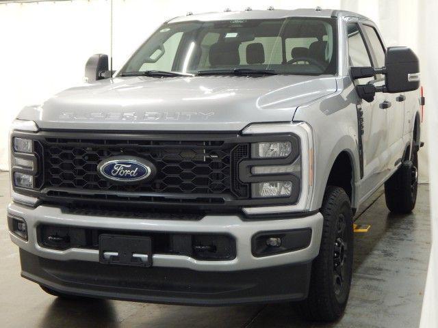 new 2024 Ford F-350 car, priced at $55,375