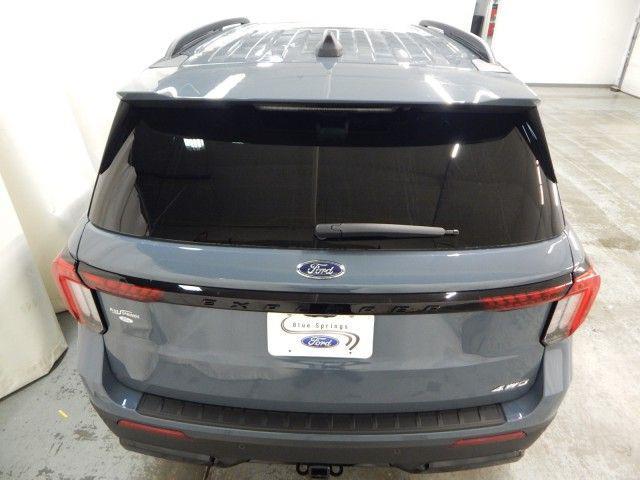 new 2025 Ford Explorer car, priced at $51,895