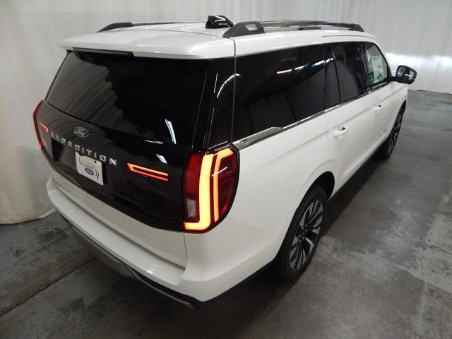 new 2025 Ford Expedition car, priced at $87,595