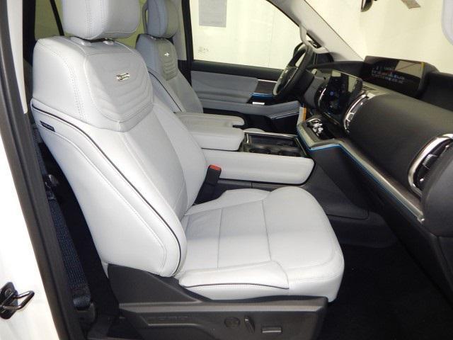 new 2025 Ford Expedition car, priced at $87,595