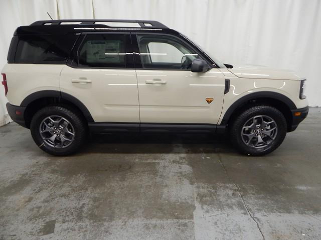 new 2024 Ford Bronco Sport car, priced at $39,158