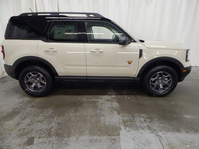 new 2024 Ford Bronco Sport car, priced at $41,158