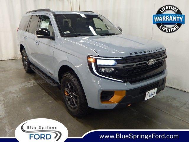 new 2025 Ford Expedition car, priced at $82,280
