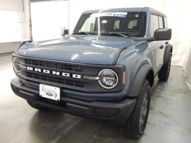 new 2025 Ford Bronco car, priced at $44,658
