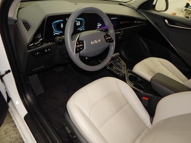 used 2025 Kia Niro car, priced at $24,979