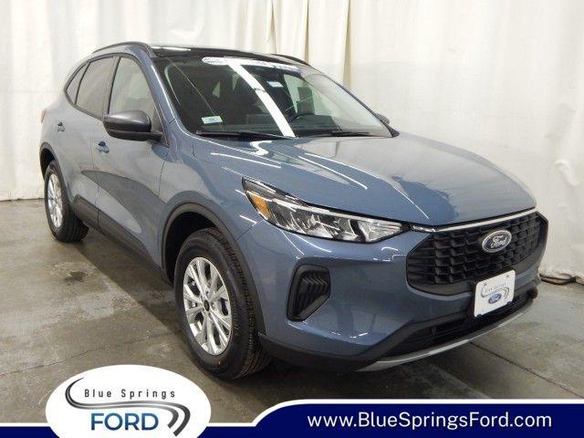 new 2025 Ford Escape car, priced at $29,739