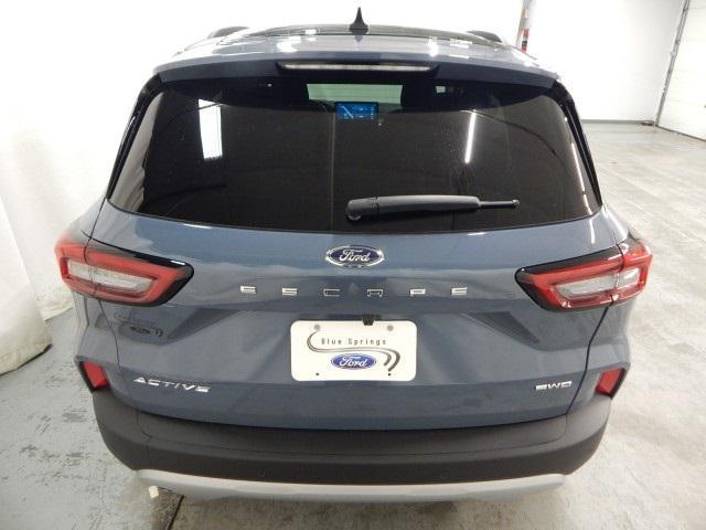 new 2025 Ford Escape car, priced at $33,319