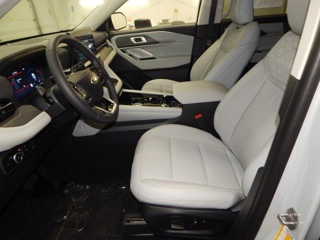 new 2025 Ford Explorer car, priced at $60,300