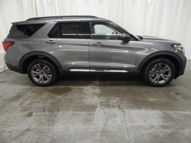 new 2025 Ford Explorer car, priced at $44,525