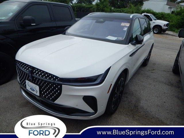 used 2024 Lincoln Nautilus car, priced at $49,988