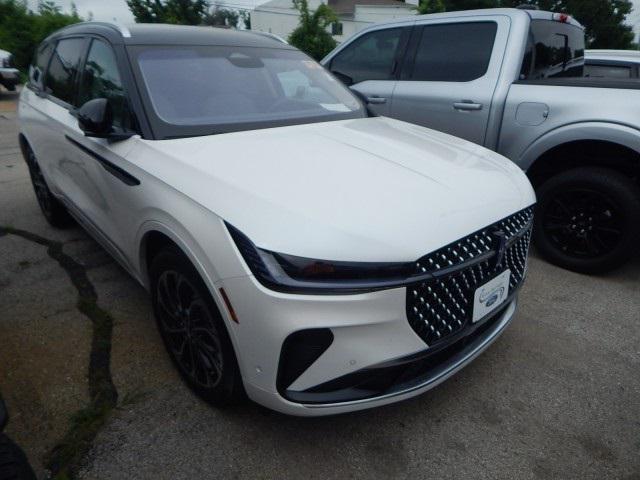 used 2024 Lincoln Nautilus car, priced at $49,988