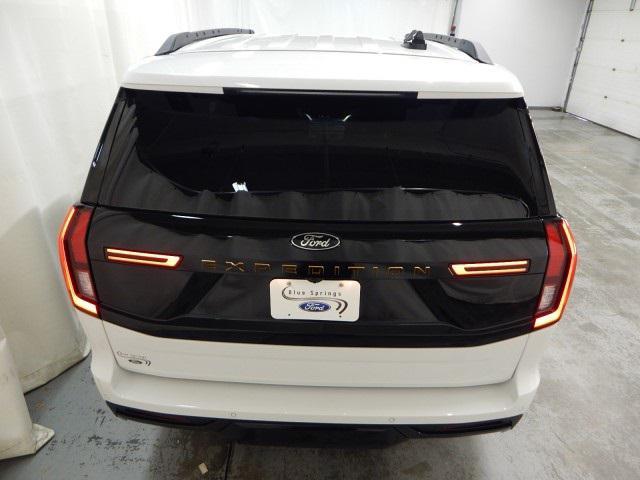 new 2025 Ford Expedition car, priced at $85,285