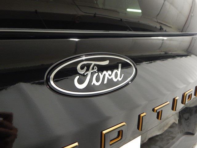 new 2025 Ford Expedition car, priced at $85,285
