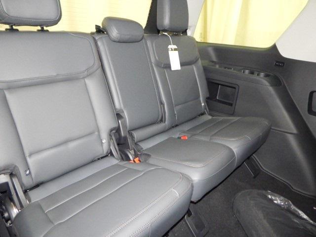 new 2025 Ford Expedition car, priced at $70,725