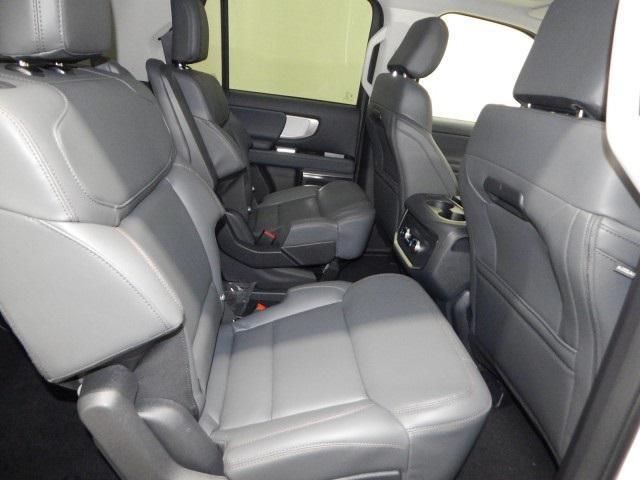 new 2025 Ford Expedition car, priced at $70,725